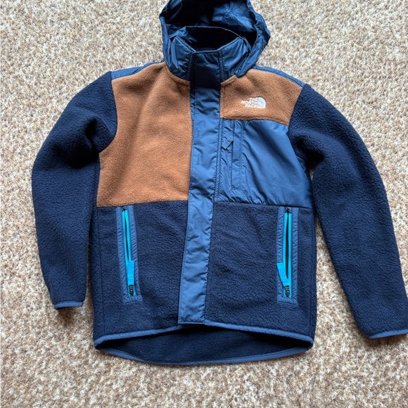 The North Face Other - THE NORTH FACE | Boy's Forrest Fleece Mashup Jacket tan and blue size medium